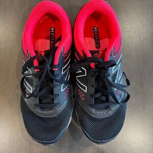 New Balance 675 V2 Running Sneaker